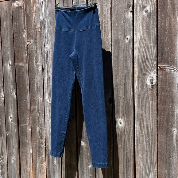 Lyssé denim leggings size small - Picture 5 of 17